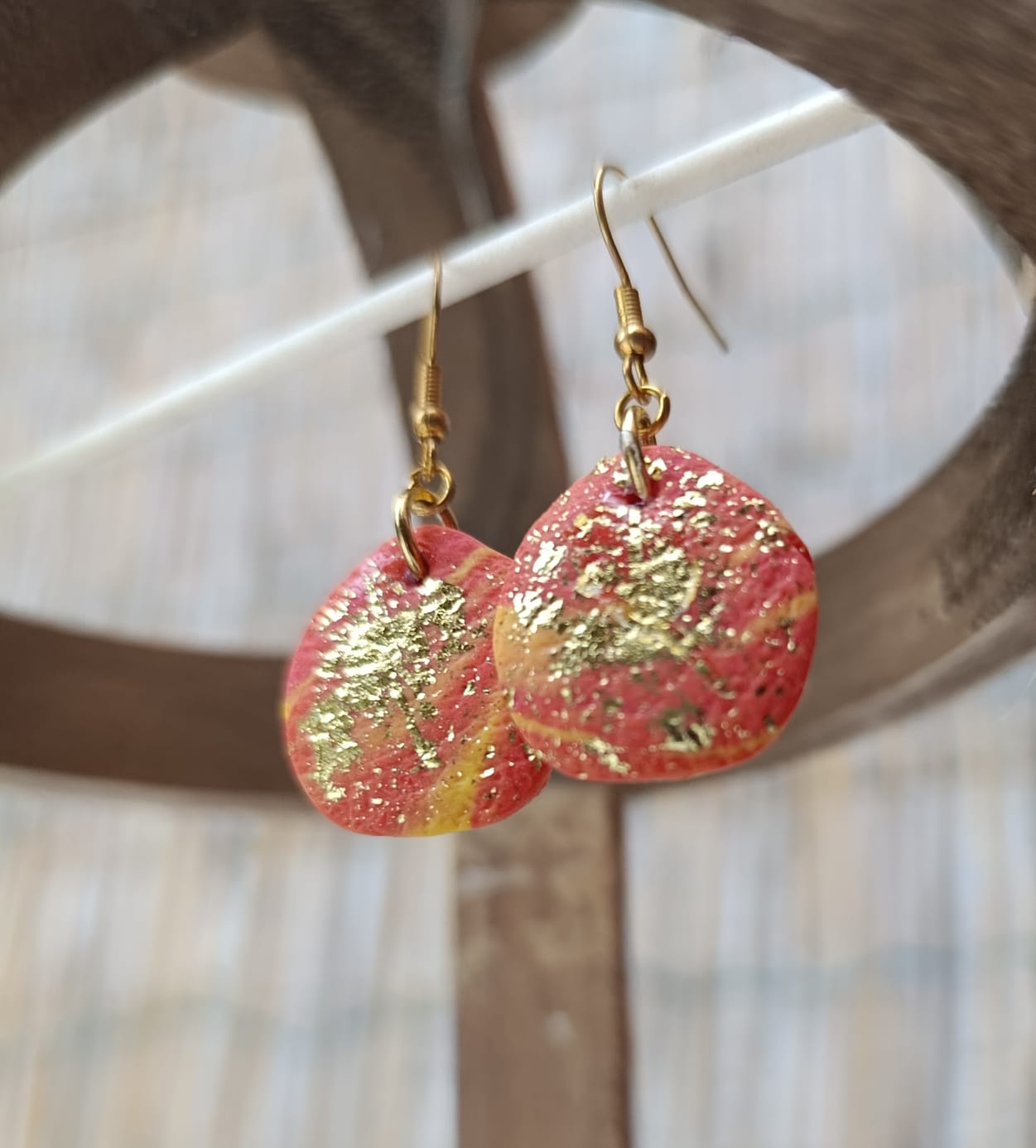Boucles d'oreilles or et corail